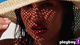 Curvy Natural Teen Model Laura Devushcat Reveals Big Booty And Small Tits In Naked Exposure