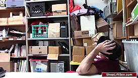 thief blows officer while bf watches 😏