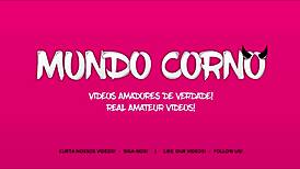 filmei a esposa gozando de quatro no pau do amigo dotado