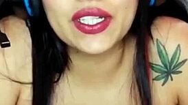 Private chat with brunette follower moaning solo