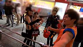 スタイル抜群セクシーくびれポリス&魅惑のマシュマロボディを持つノーパンバニーを捕獲！！最強痴女コンビが乱交ハロウィンパーティーナイトで大騒ぎ！