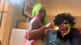 moee baby twerking that huge ass for gibby the clown in cosplay