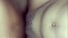 Petite 18-year-old Pinay student fucks angkol for new cellphone part 2