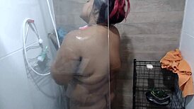 Mother-in-Law Licks Big Ass in Homemade Anal Sex