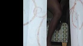 Naejae Onyxx Giantess Peeks Through My Window