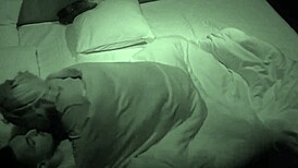 Какво правят Вивиен и Атила на унгарски реалити камери?