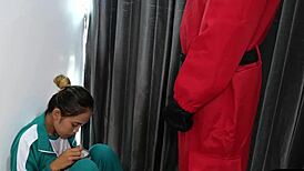 hej, chceš vidět hardcore anal inspirovaný Squid Game?