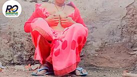 bhabhi lifts saree and fingers herself, oh my! what a wild sensation she creates!