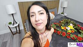 Stepmom Isabel Love Craves Cum, Licking And Sucking Deepthroat