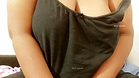 why does this hindi aunty flash her big tits?