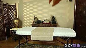 damn, chloe chaos milf with big tits deepthroats for massage payment 😍