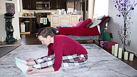 Yoga Lesson 351 With Femdom Milf Girlfriend