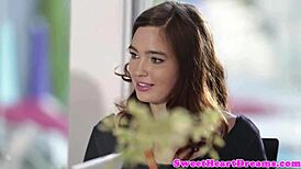 Teen dykes getting wild with tribbing and facesitting fun 😜