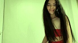 Christmas Latina in Red Skirt Craves Outdoor Fucking