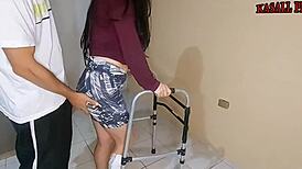 Milf madrasta seduz enteado com bunda curva perfeita dobrada