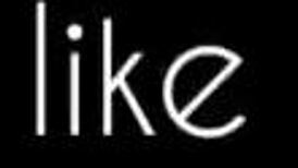 Narrative joven bien dotado caught jerking off in a restaurant bathroom on hidden cam