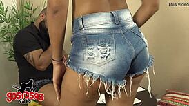 Teen 18+ julia mattos studies pussy with boyfriend intensely.