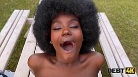 black brunette returns debt with outdoor sex