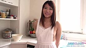 Japanese amateur compilation features high definition scenes