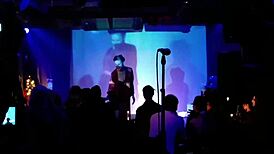 in the public park, she performs breast milk pumping