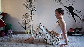 Yoga Lesson 349 Turns Wild! Brunette Milf Dominates With Femdom Pussy Play in Fetish Session