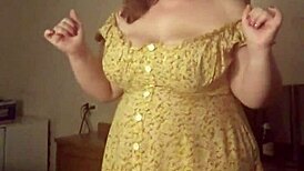 britney skyy deepthroats that dragon dick in cosplay