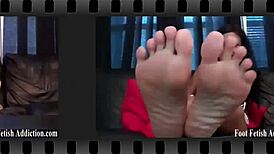My perfect feet will make you hard in seconds 😘