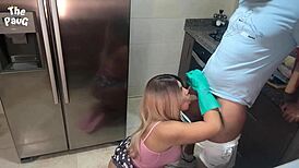 Stepdaughter Sneaks Off to Bang Store Guy While Stepmom Showers