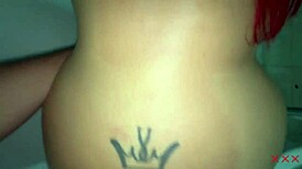 Mi padrastro me folla en la ducha