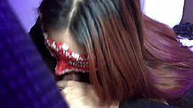 Pełne body w siatkach podniecają mnie mocniej niż zwykle podczas solo zabawy.