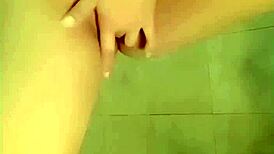 pakistani girl real squirting while fingering