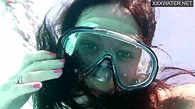 Minnie manga and Eduard cum underwater in the pool.