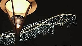 Mlada rdečelasa Heather Dew in fant delita vroče intimne trenutke