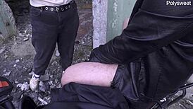 russian brunette oral at abandoned construction site