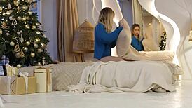 Natural young beauty girl shows off backstage, wow! 😍