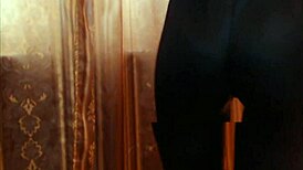 Webcam Spandex Leggings Show with Petite Brunette Dancing