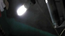 Young mom showers with big boobs 😍