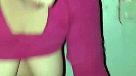 Fingering Leads To Intense Squirting