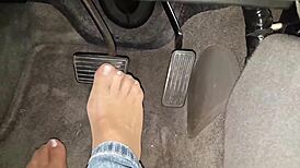 Check out this intimate webcam session with amateurs