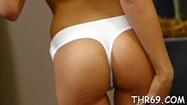 girls sucking big cocks 😏