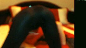 Webcam Spandex Leggings Show with Petite Brunette Dancing