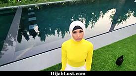 Stepbrother aids shy hijab stepsis in fulfilling hardcore cowgirl fantasy with deepthroat