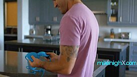 Stedonkel deltager i tabu mundarbejde og deepthroat