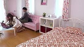 amateur guy BROADCASTS sex LIVE with her