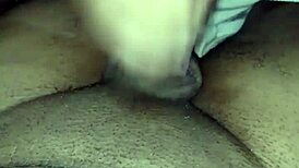 Chegou da casa do comedor suja de porra tomou banho e fez o corno gozar