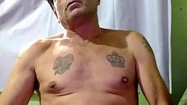 Célio Borba sensualizes those asses with monster cocks for you baby 😘