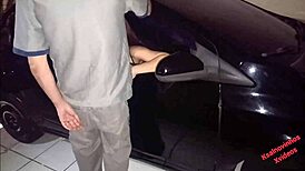 Esposa offers her big ass to strangers in public, getting banged without condoms and creampied inside.