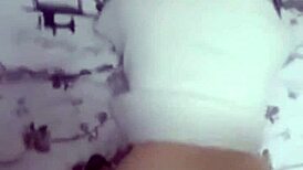 Budak Gay 18+ Membongkok Untuk Riding Bareback