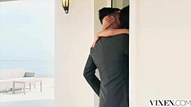 그래서, 아름다운 아가사가 야한 헨타이 인터레이셜 쓰리섬에서 BBC 크림파이 받았어.