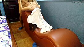 ベトナム人娘を渇望するボス、激しい一夜の楽しみ